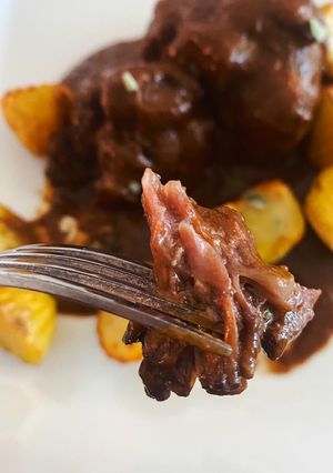 A picture of Oxtail Stew in Red Wine.