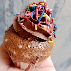 A picture of Chocolate Cup Cake.