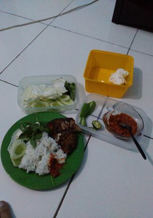 Foto resep Ikan bawal goreng sambal tomat