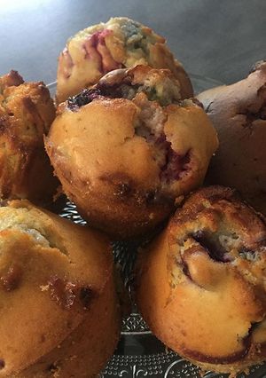 Une photo de Muffins gourmands fruits rouges chocolat blanc