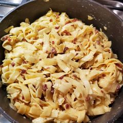 A picture of Fettuccine Carbonara.
