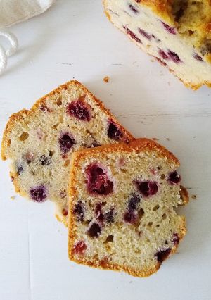 Una foto de Budín de frutos rojos