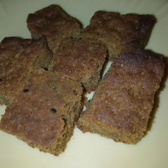 A picture of Kaak (Arabic Cake).