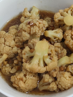 A picture of Cauliflower with soya bean sauce.