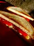 Tostada con queso y tomate
