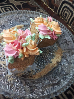 A picture of Biscuit Dessert Basket.