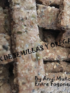 Una foto de Snack de semillas y orégano