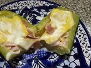 Una foto de mozzarella fresca al horno
