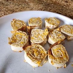 A picture of Air fried chicken pinwheels.