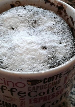 Una foto de Mug cake de chocolate. Tortita en microondas en 3 minutos