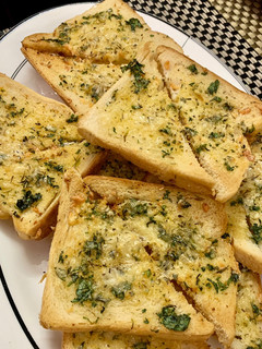 A picture of Garlic bread.