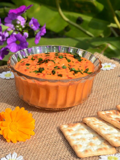 Una foto de Muhammara, dip de morrones asados💜