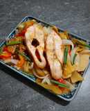 Cá điêu hồng om cải chua