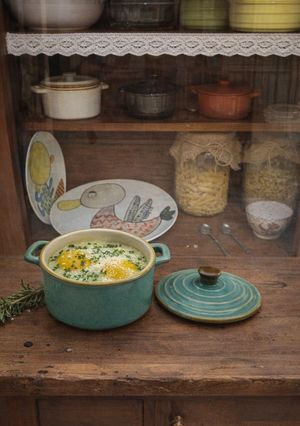 Foto di Uova in Cocotte con Erba Cipollina e Parmigiano