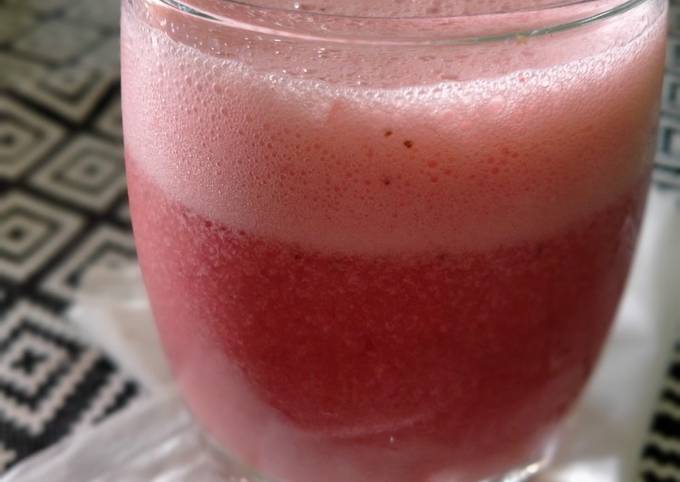 Resep Es Strawberry Yakult Anti Gagal