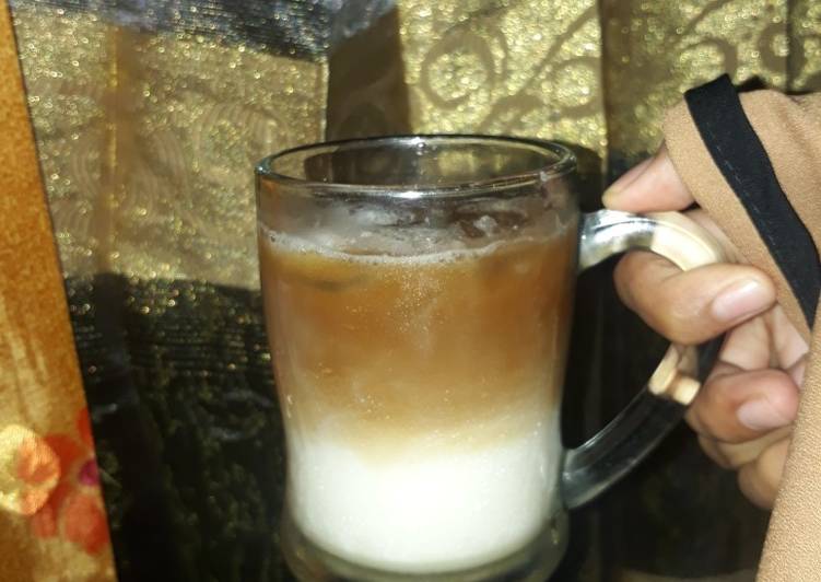 Bagaimana Menyiapkan Es kopi susu murmer, Bikin Ngiler