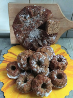 Φωτογραφία της συνταγής Κεκάκια 🧁 της Έλενας με μπανάνα 🍌, καρύδα και αλεύρι mix