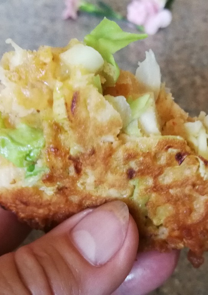 Una foto de Tortitas de col para cenar