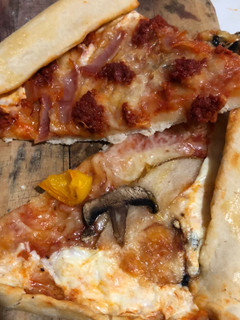 Una foto de Pizza artesanal 🍕