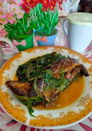 Foto resep Gulai Daun Ubi Ikan Asap