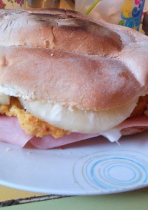 Una foto de Torta hawaiana