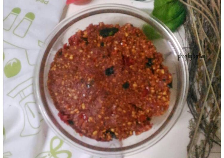 Sambel pecel Madiun (sambel kacang)