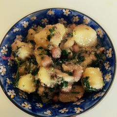 A picture of Potato Curry.