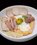 SP.0658 - Bánh Mì Ốp La - Chả