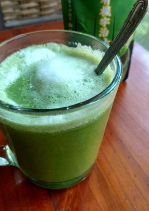 Una foto de Matcha latte