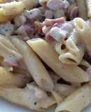 Macarrones carbonara con pollo