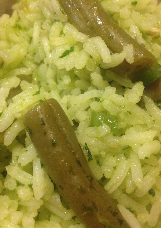 Una foto de Arroz al cilantro