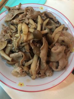 鴻禧菇炒豬肉片 的食譜成品照片