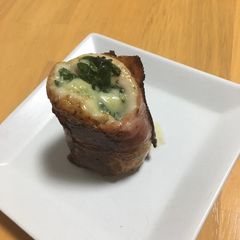 A picture of Garlic Spinach Chicken.