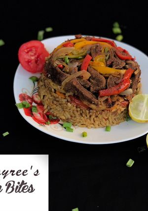A picture of Maqlooba rice.