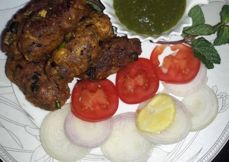 Steps to Make Perfect Chicken Rashmi kabab