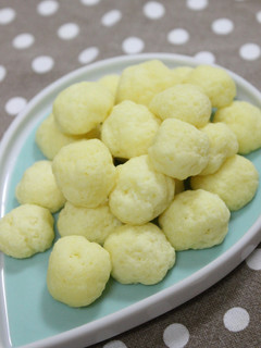 A picture of No-Bake Fluffy Cookie Bread.