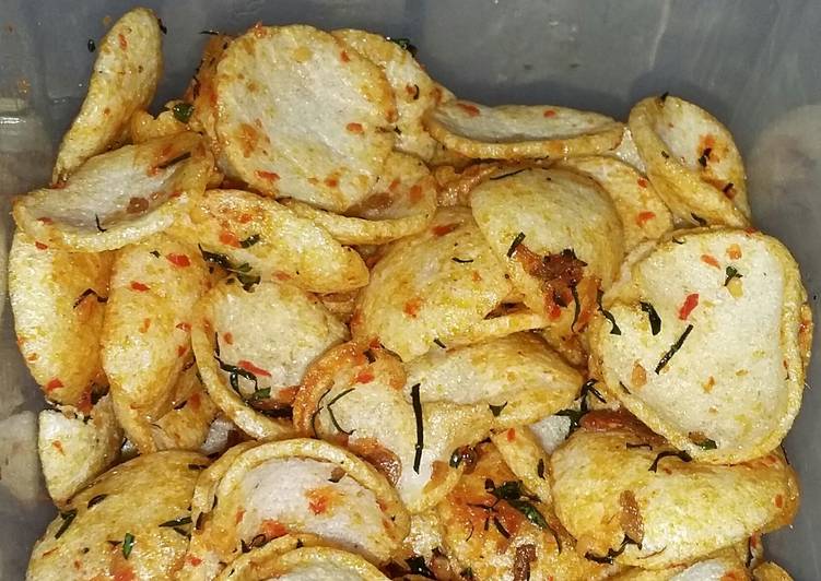 Keripik balado kampuang ala Rumah Ambolay