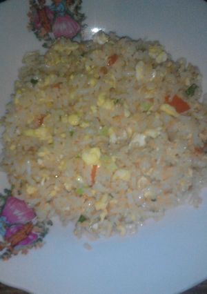Foto resep Nasi goreng kencur pedaass ala emak saya :-)