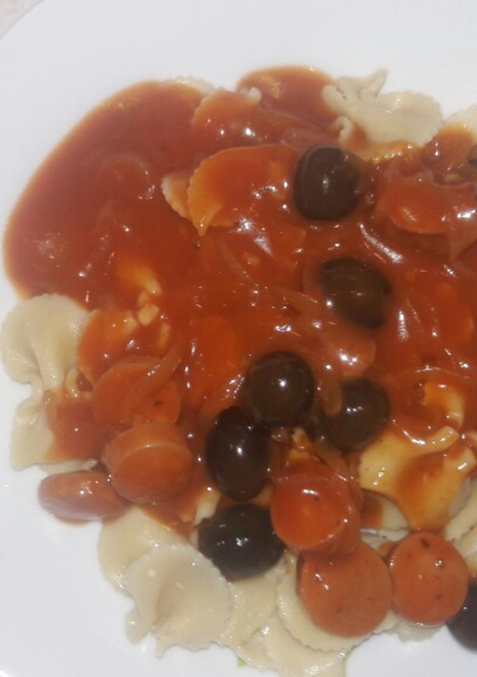 Una foto de Corbatas a la vienesas con aceitunas.