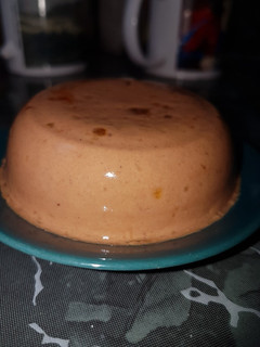 Una foto de Flan de chocolate vegano