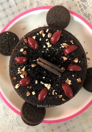 A picture of Oreo Biscuit Cake.