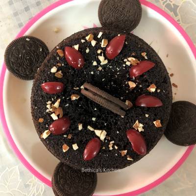 Oreo Biscuit Cake Recipe - Eggless and Easy | Bake with Shivesh