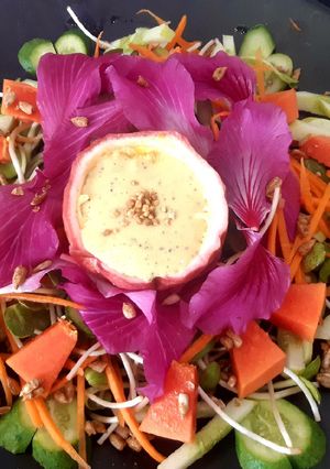 รูปของ Passion & Papaya Seed Salad Dressing สลัดครีม #เมล็ดมะละกอเสาวรส