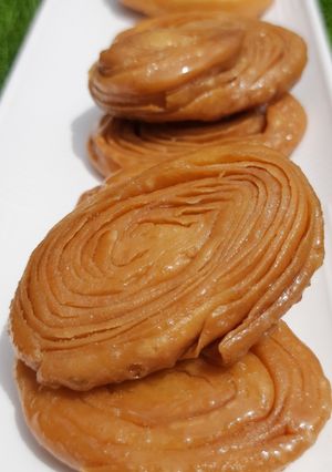 খাজা (khaja recipe in Bengali) রেসিপির প্রধান ছবি