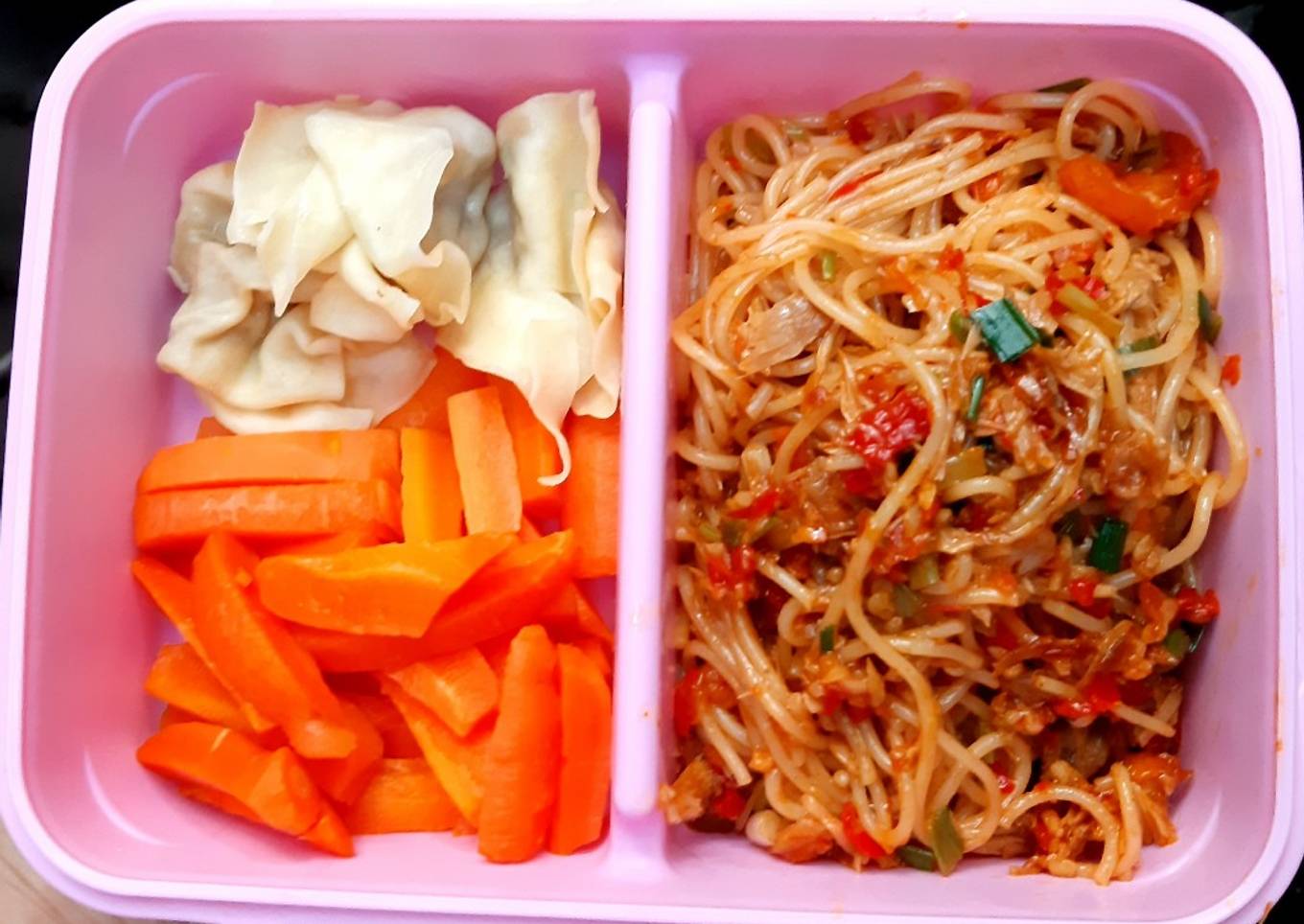 18. Spaghetti Ayam Suwir