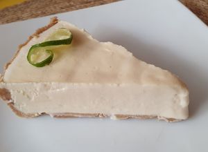 Una foto de Pay frío de limón 🍋con jengibre