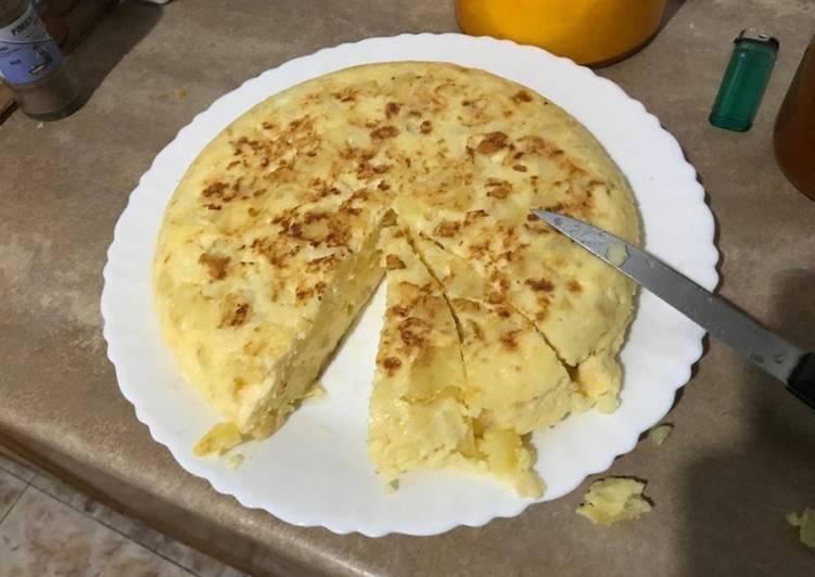 Auténtica tortilla de patata y cebolla