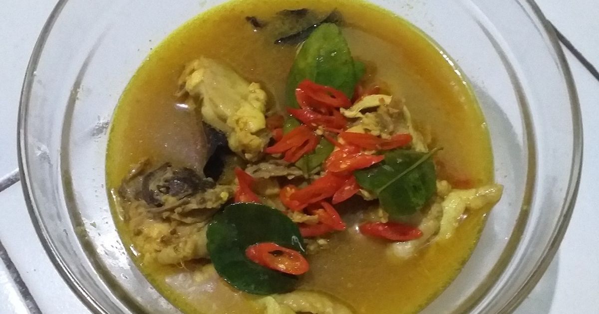 Ayam bumbu kuning seadanya untuk menu buka puasa