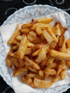 पेरी-पेरी फ्राइज (peri -peri fries recipe in HIndi) रेसिपी मुख्य फोटो