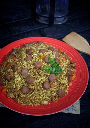 صورة لوصفة برياني بالنقانق